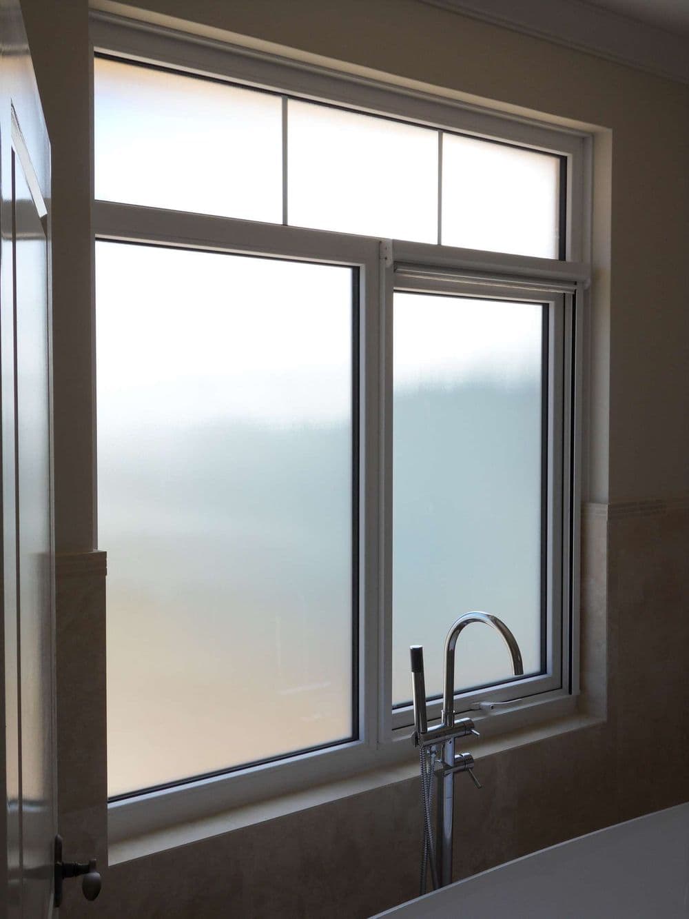 Gallery photos for Enhancing Comfort and Privacy with Residential Window Tinting: Image #19