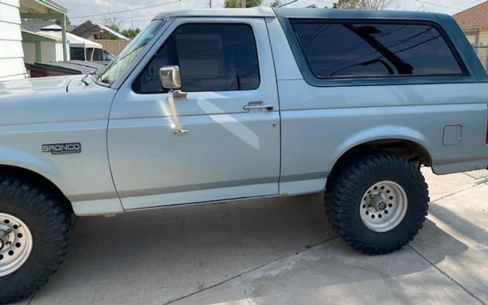 Gallery photos for Sleek Window Tinting Solutions for Every Vehicle: Image #8